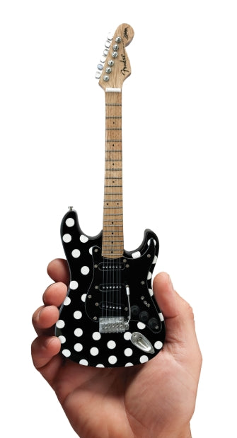 Fender(TM) Stratocaster(TM) - Black - Polka Dots